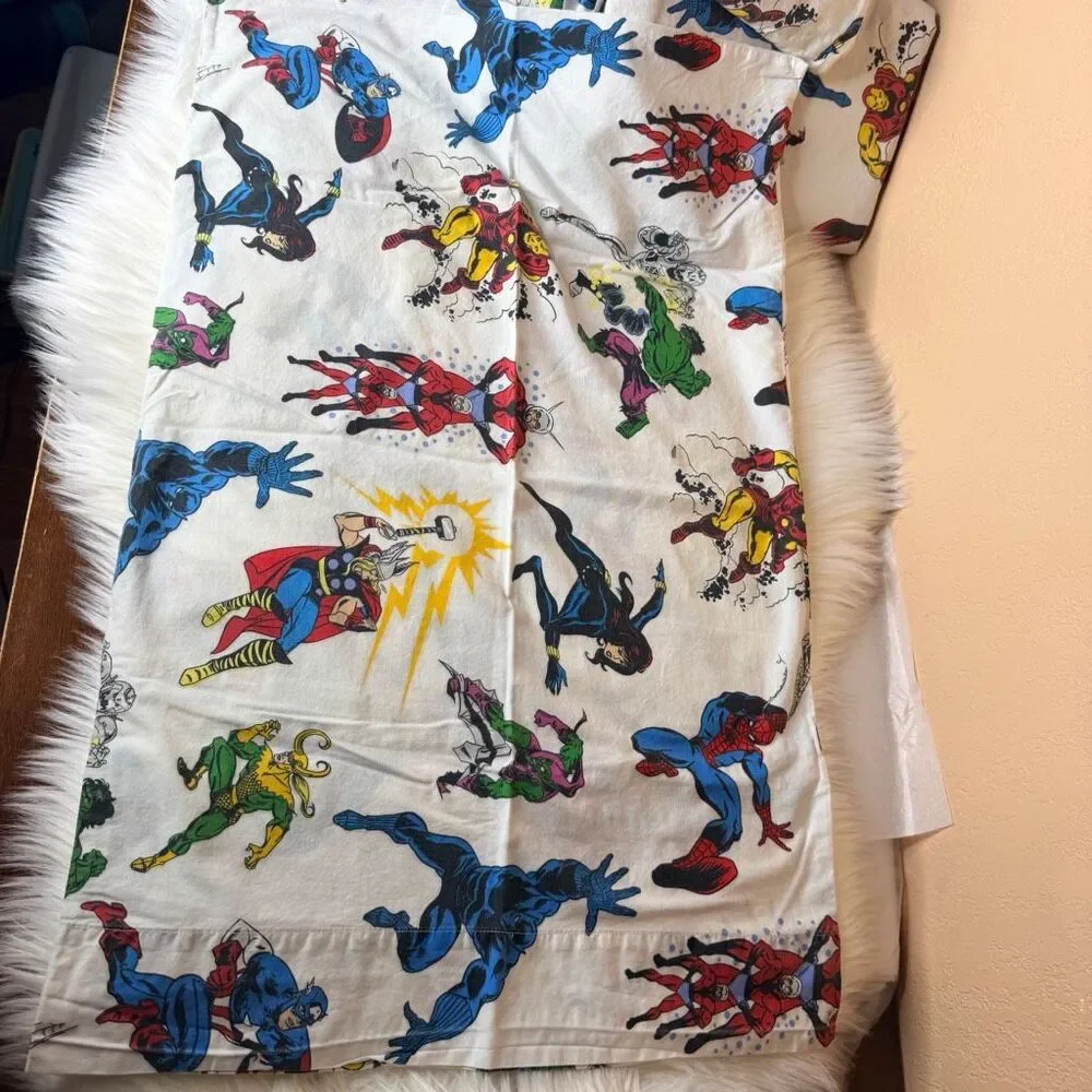 Pottery Barn Kids Marvel Comics Avengers Full Sheet Set-Flat Fitted 2 Pillowcase